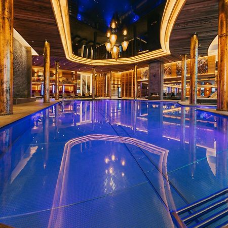 Ortner'S Resort Bad Füssing Exterior foto The pool at the Aqua Dome